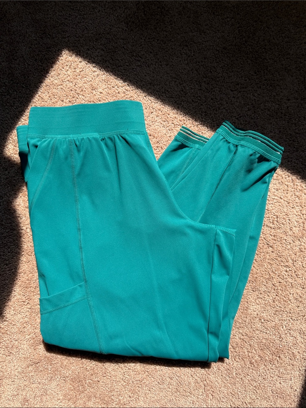 Urbane Impulse jogger scrubs - Stretch Performance